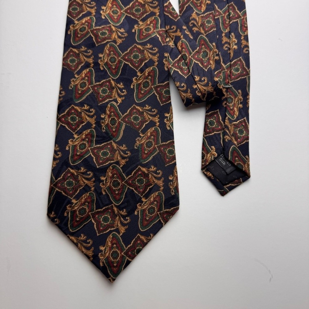 Villa Bugatti Mens Italian Silk Tie Navy Blue Gold Medallion Pattern Necktie